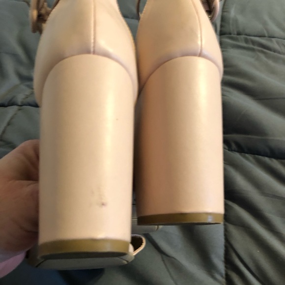 Quips Nude Chunky Heels - Picture 7 of 10